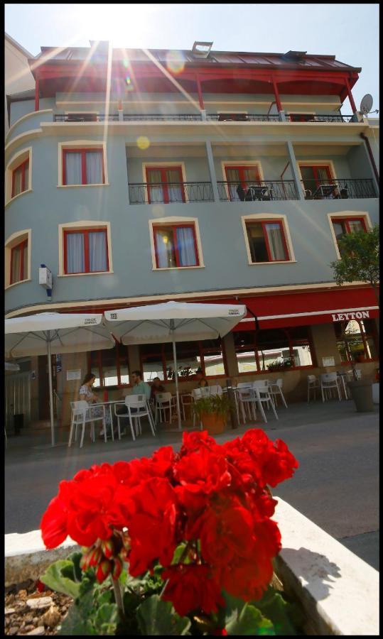 Hotel Leyton Foz Bagian luar foto